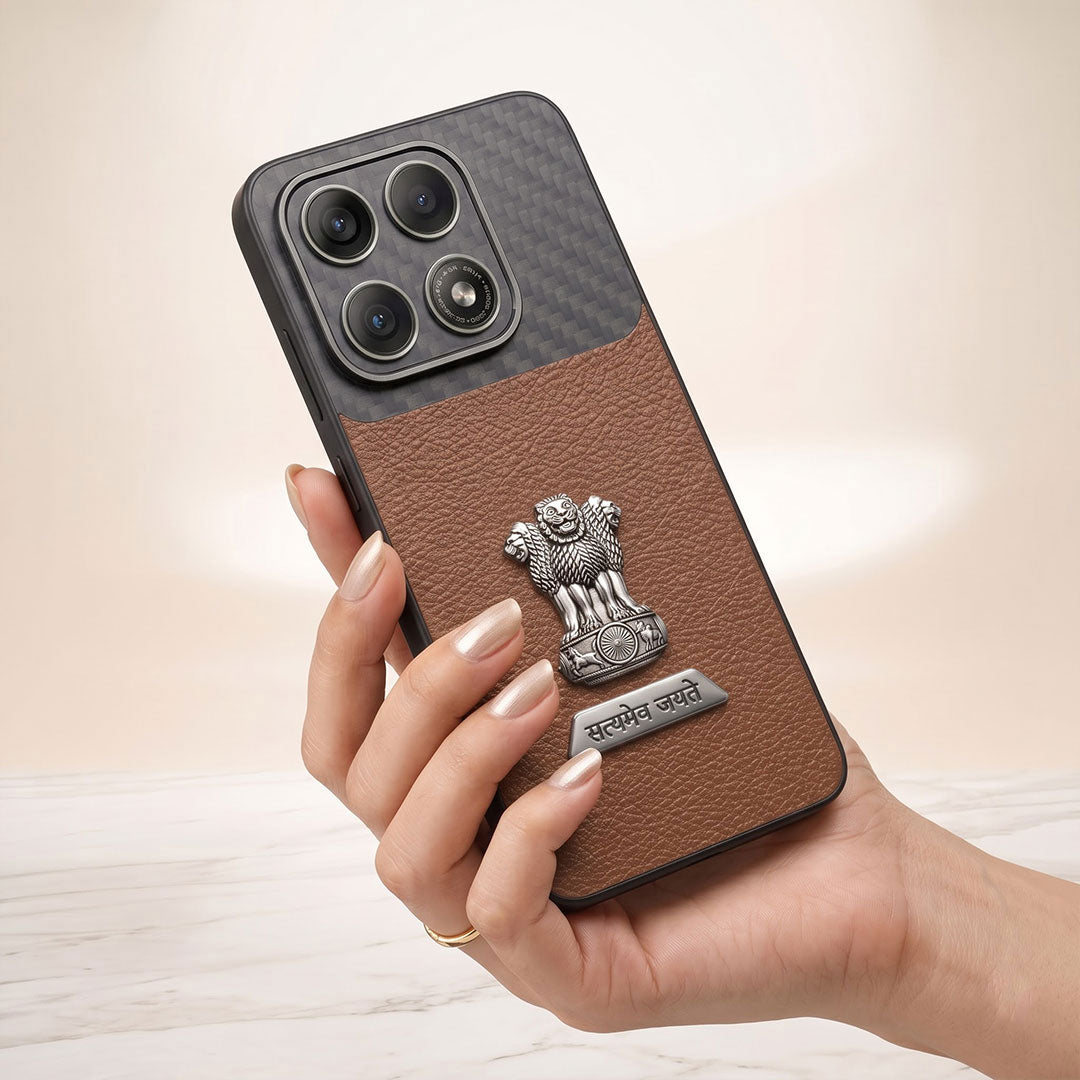 Motorola Edge 70 Pro 5G Satyamev Jayate 2-in-1 Emblem Carbon Fiber Leather Phone Case